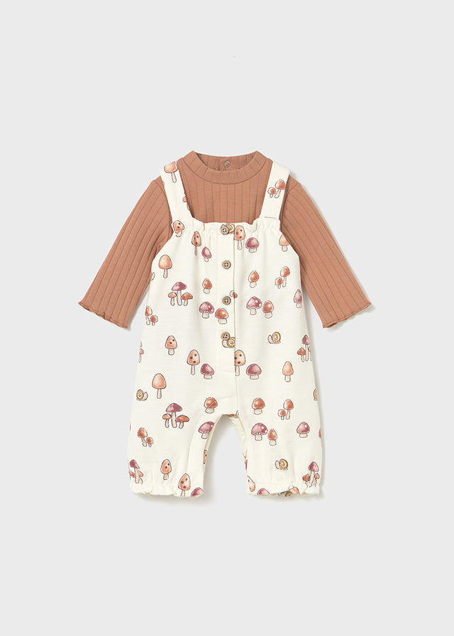 Ensemble de salopette avec t-shirt à imprimé de champignons