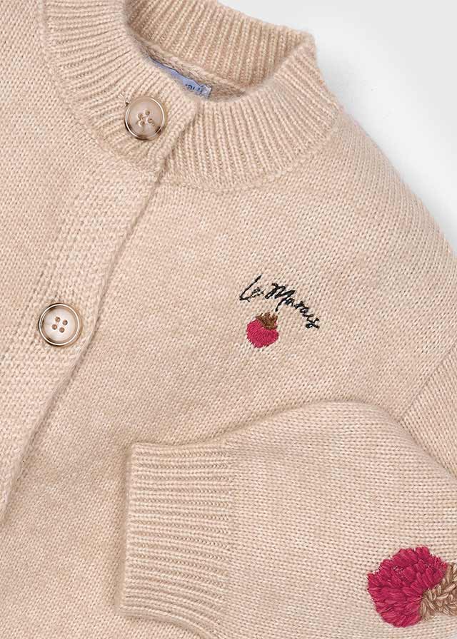 Cardigan en tricot sésame avec fraises brodées