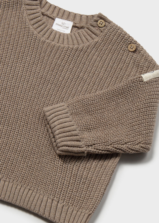 Chandail en tricot taupe
