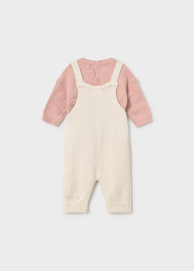 Ensemble salopette et chandail en tricot
