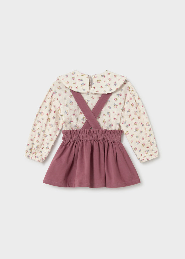 Ensemble deux pièces (blouse avec jupe à bretelles)