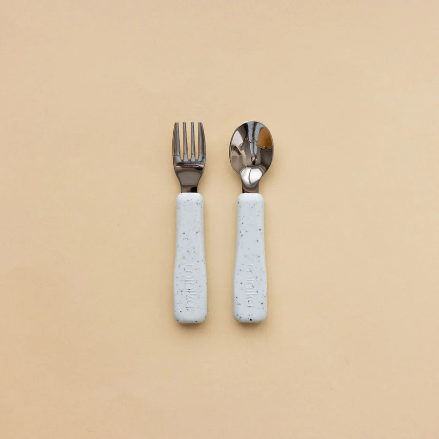 Ensemble de petits ustensiles (cuillère et fourchette)
