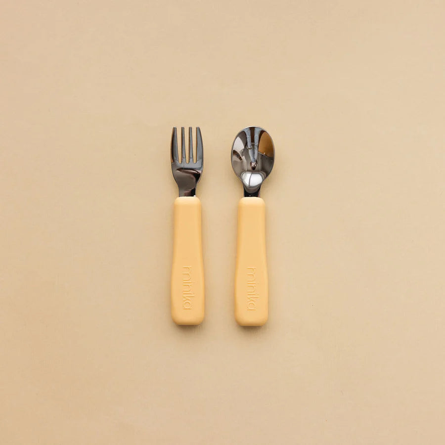Ensemble de petits ustensiles (cuillère et fourchette)