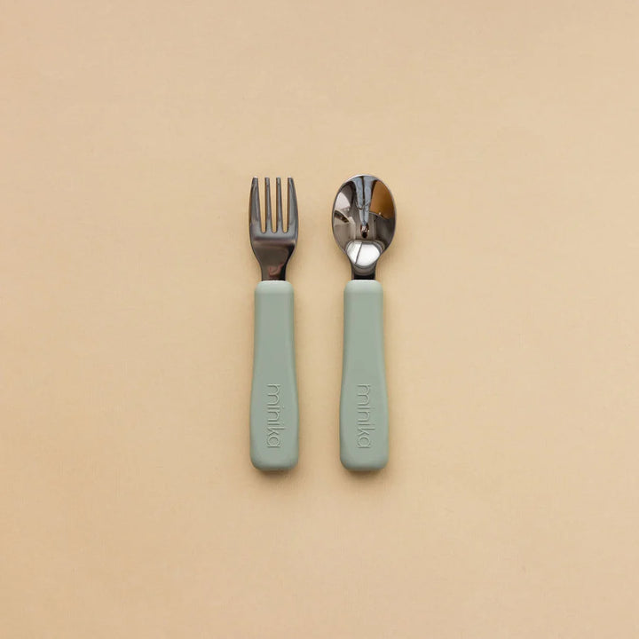 Ensemble de petits ustensiles (cuillère et fourchette)