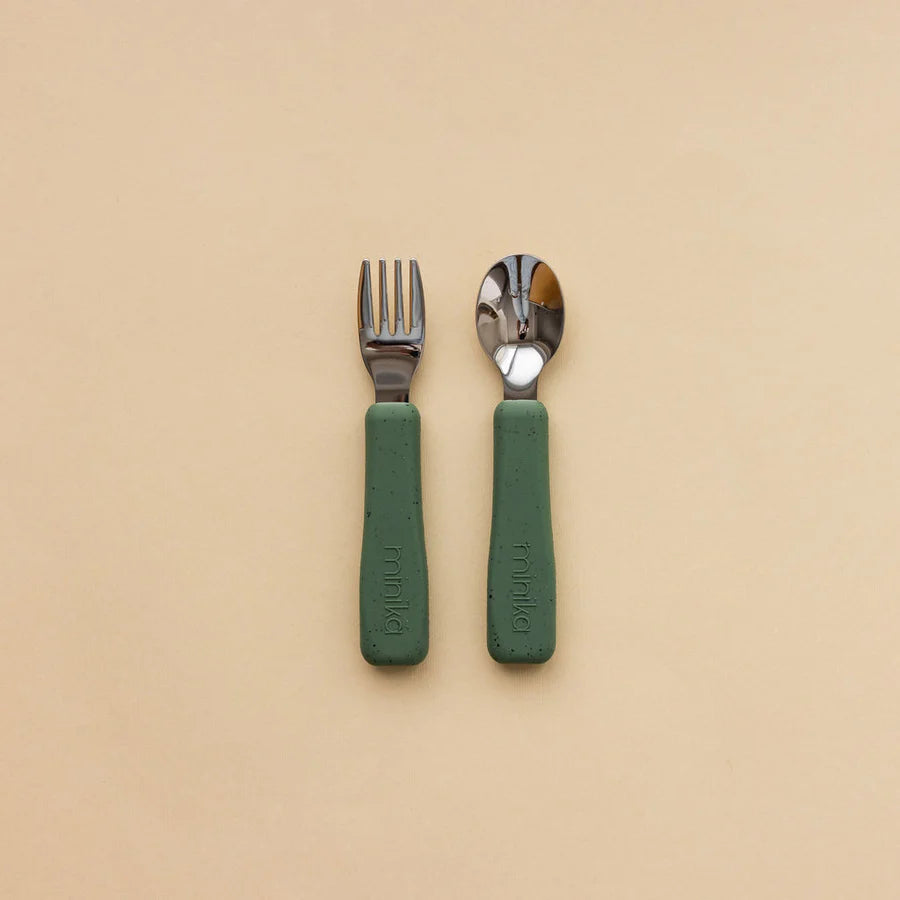 Ensemble de petits ustensiles (cuillère et fourchette)