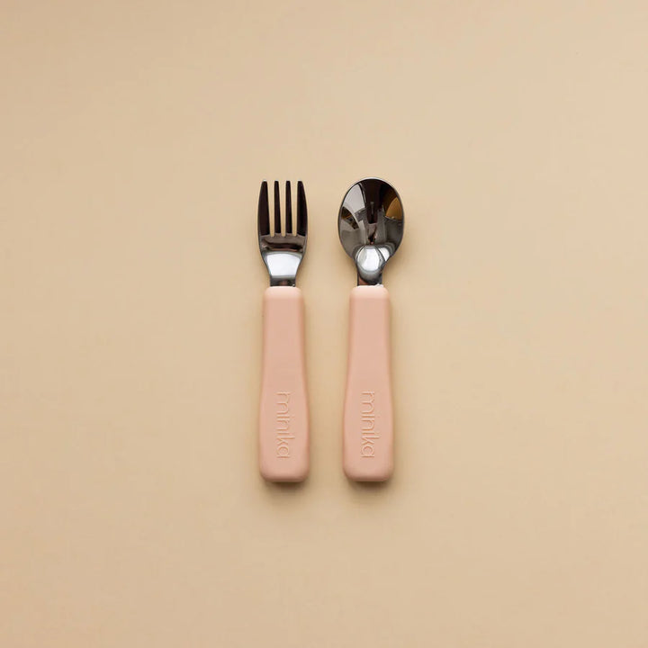 Ensemble de petits ustensiles (cuillère et fourchette)