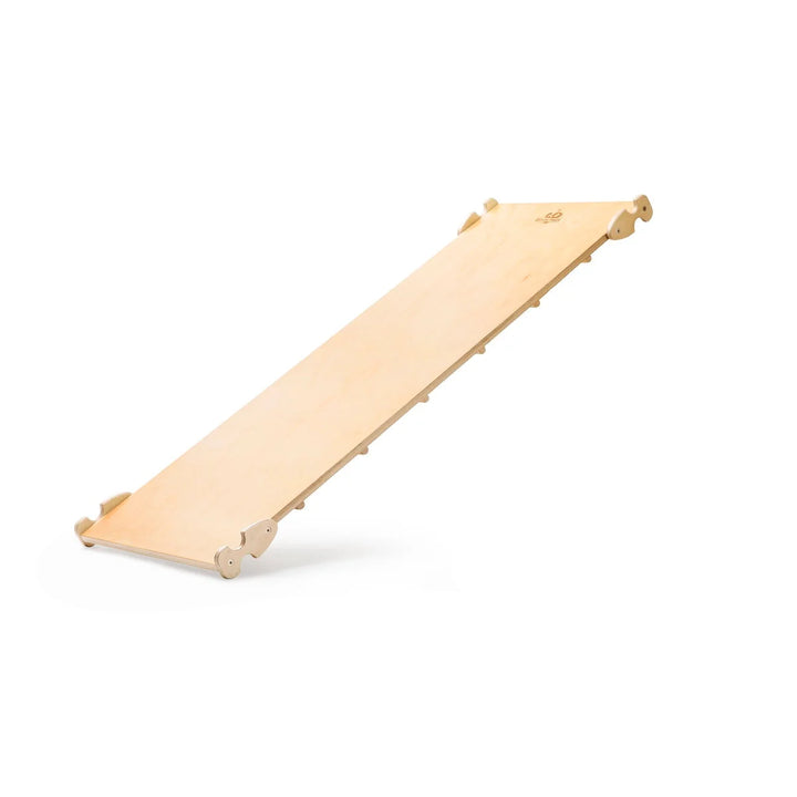 Structure d’escalade Pikler – Rampe et glissade