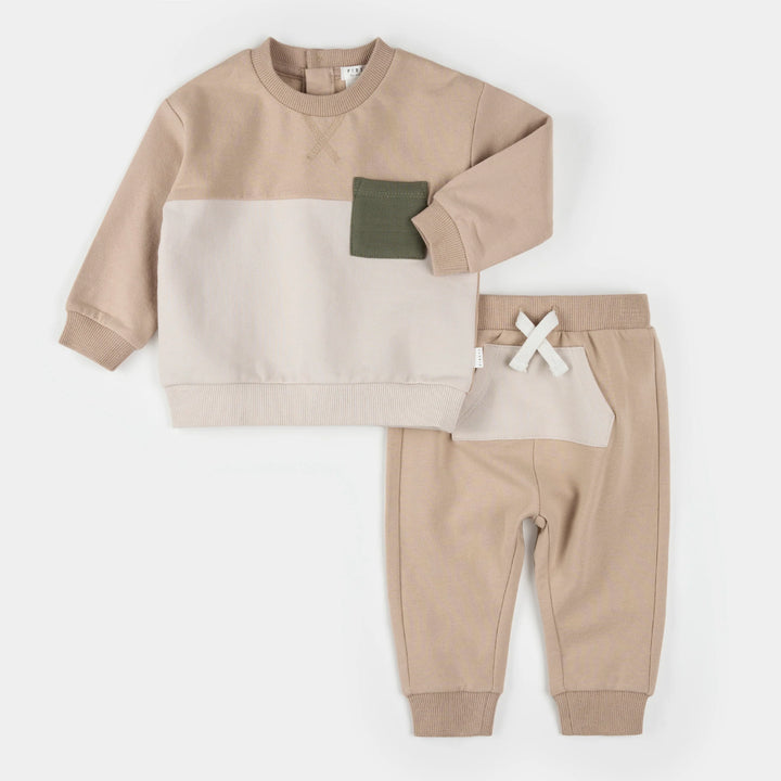 Ensemble à blocs de couleur taupe clair