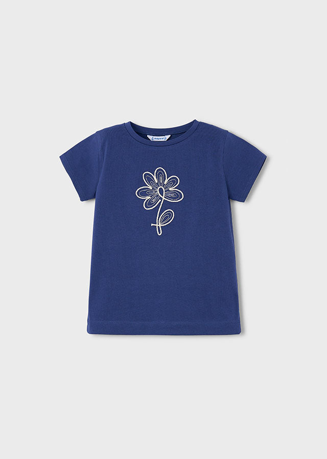 Chandail à manches courtes - Fleur brodée sur fond bleu