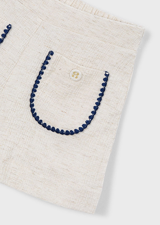 Short à poches brodées