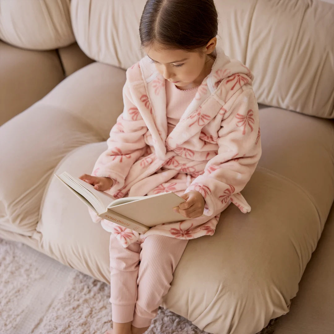Robe de chambre rose à imprimé de boucles