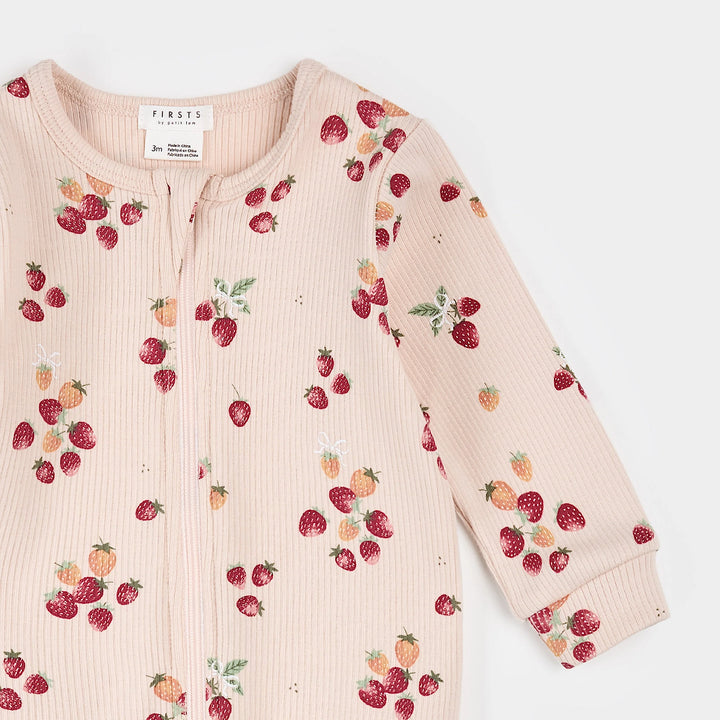 Pyjama une pièce en tricot côtelé à imprimé de fraises
