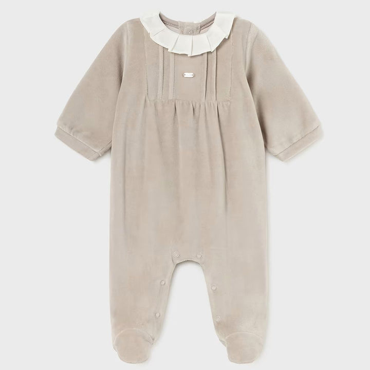 Une pièce velour nuez