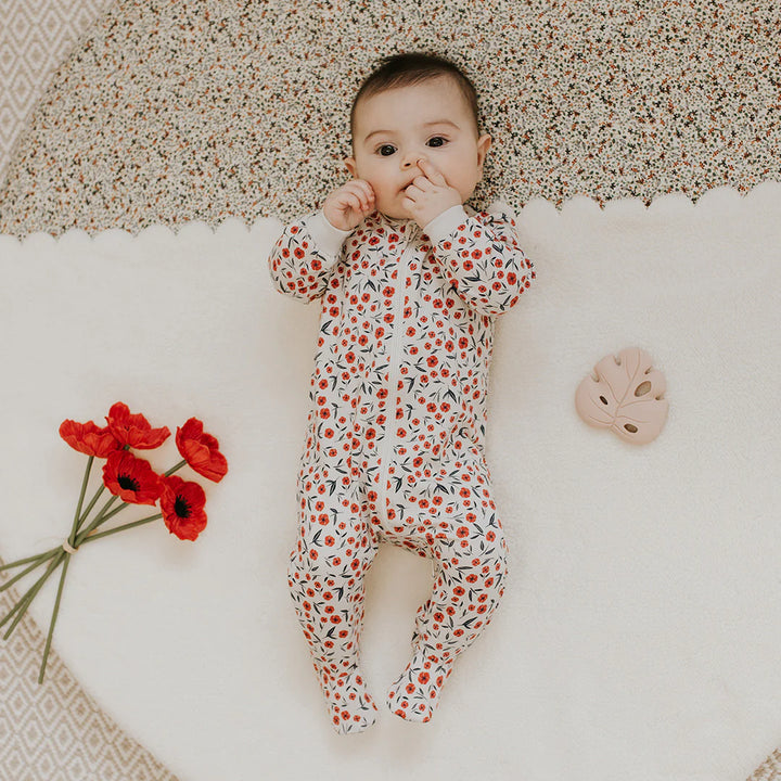 Pyjama une pièce à imprimé floral coquelicots
