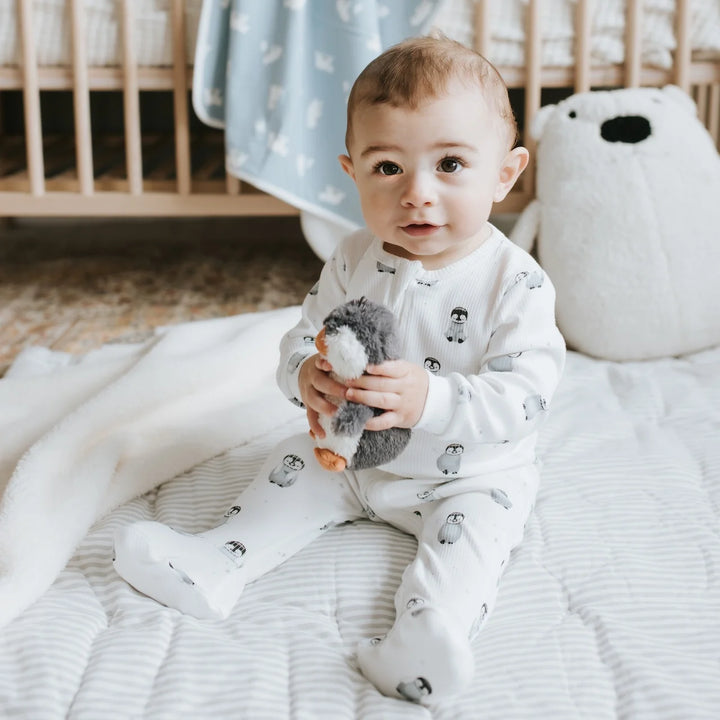Pyjama une pièce en tricot côtelé à imprimé de pingouins
