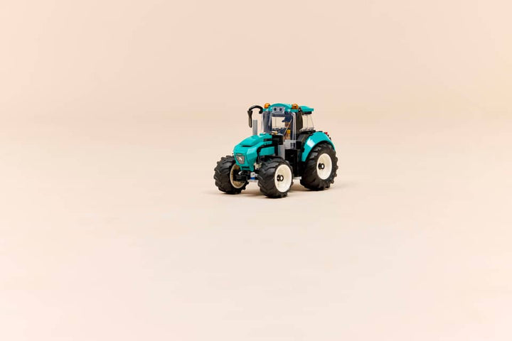 City - The tractor #60498