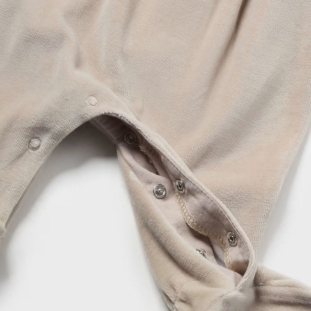 Une pièce velour nuez