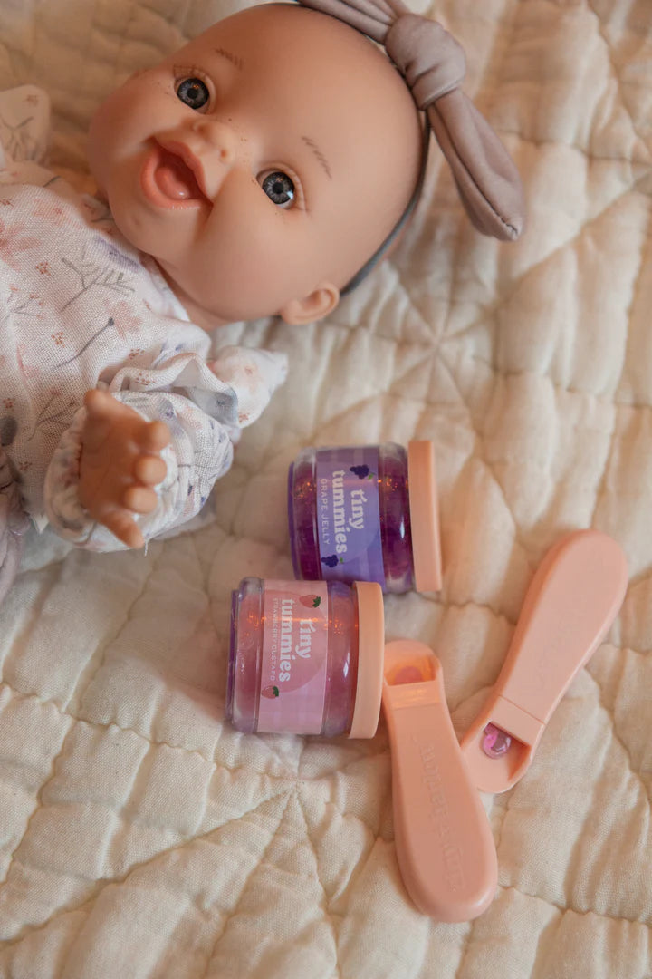 Bébé Gordis - Rachel avec chandail fleuris, pantalon et boucle