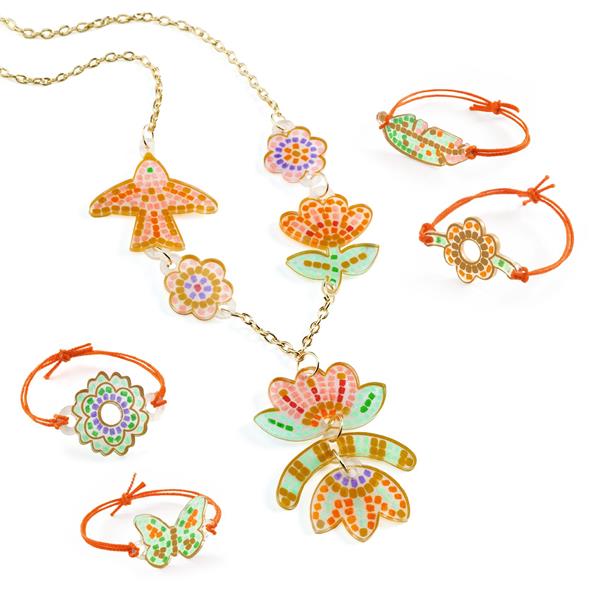 DIY - Bijoux en plastique magique - Plume et lotus