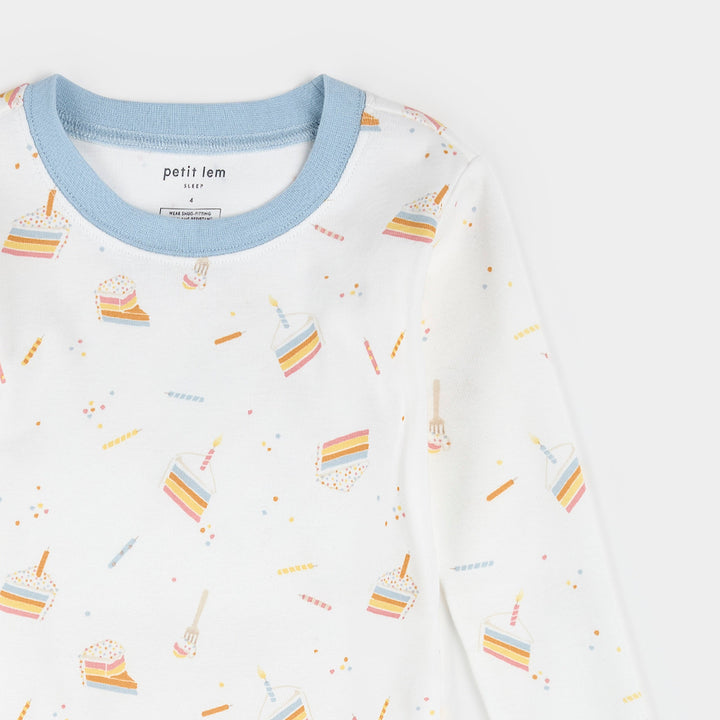 Pyjama deux pièces à imprimé de gâteau d’anniversaire