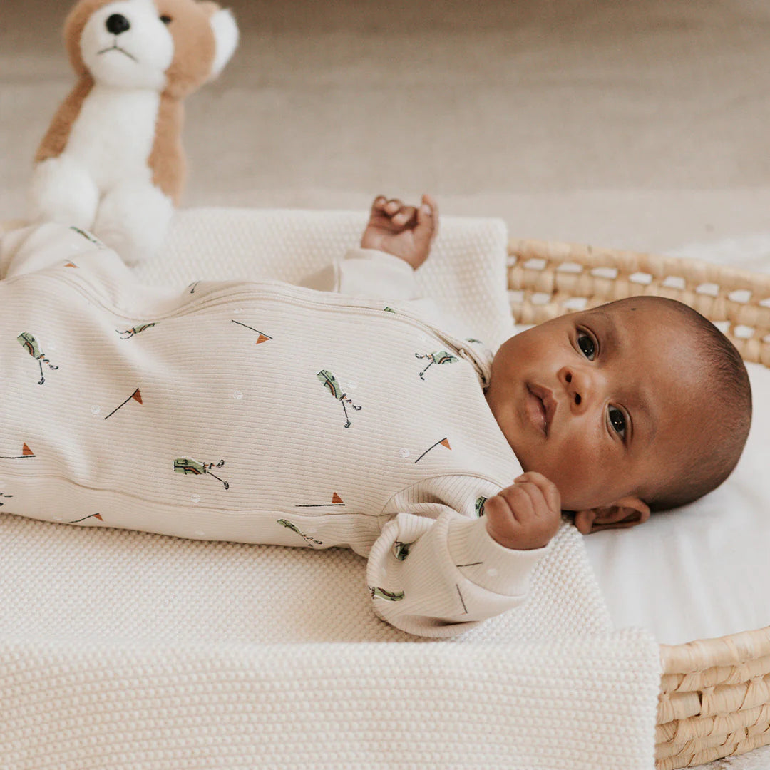 Pyjama une pièce en tricot côtelé à imprimé de cadets de golf