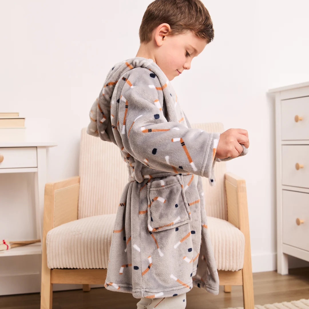 Robe de chambre grise à imprimé de bâtons de hockey