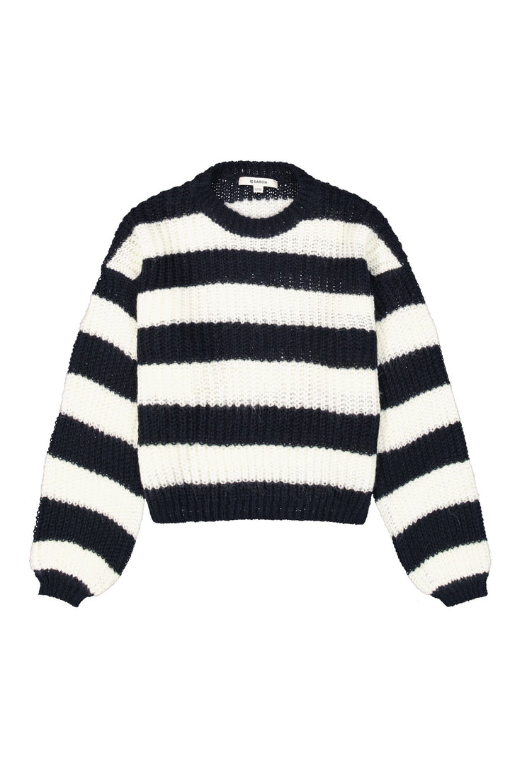 Chandail en tricot ligné