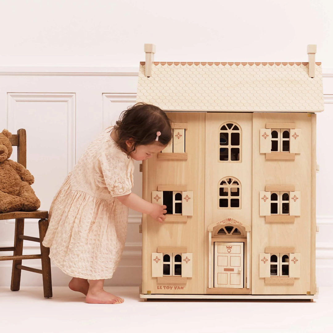 Grande maison de poupée en bois naturel (non meublée)