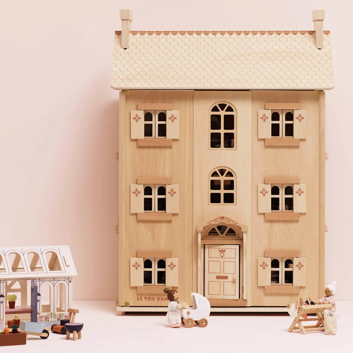 Grande maison de poupée en bois naturel (non meublée)