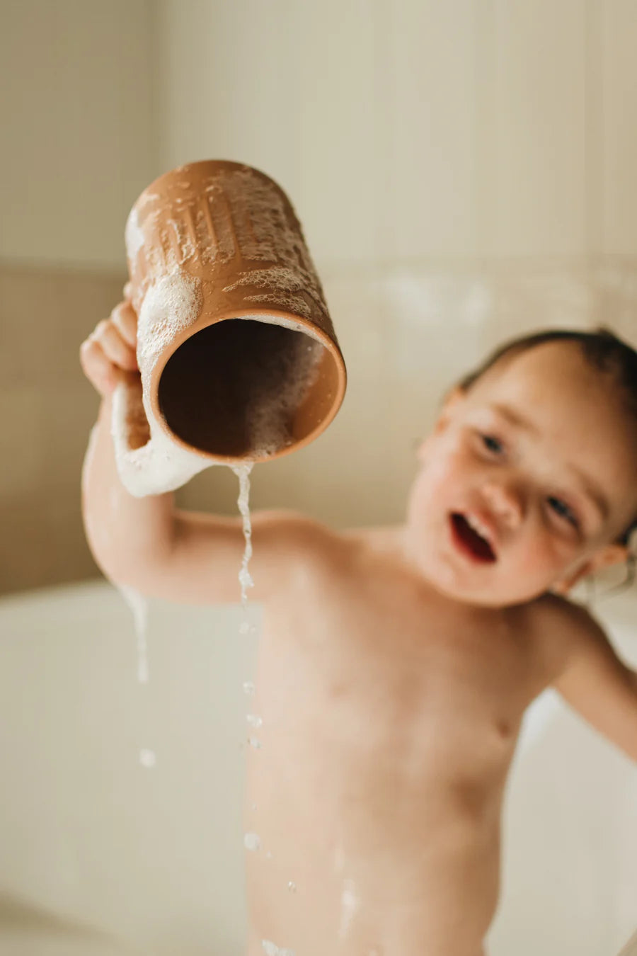 Tasse de rinçage pour le bain