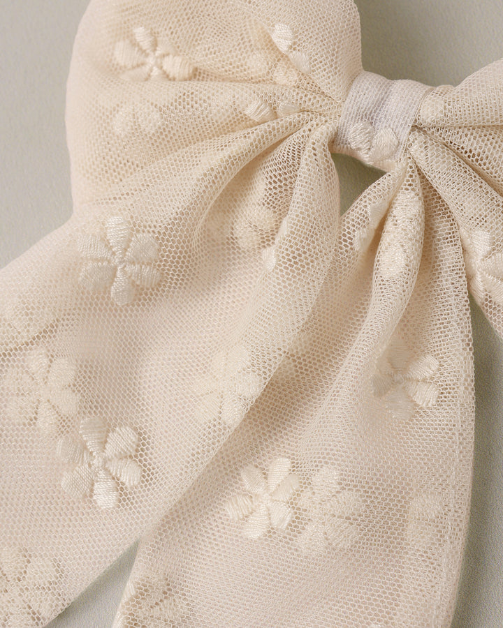 Boucle Everly - Embroidered Daisy