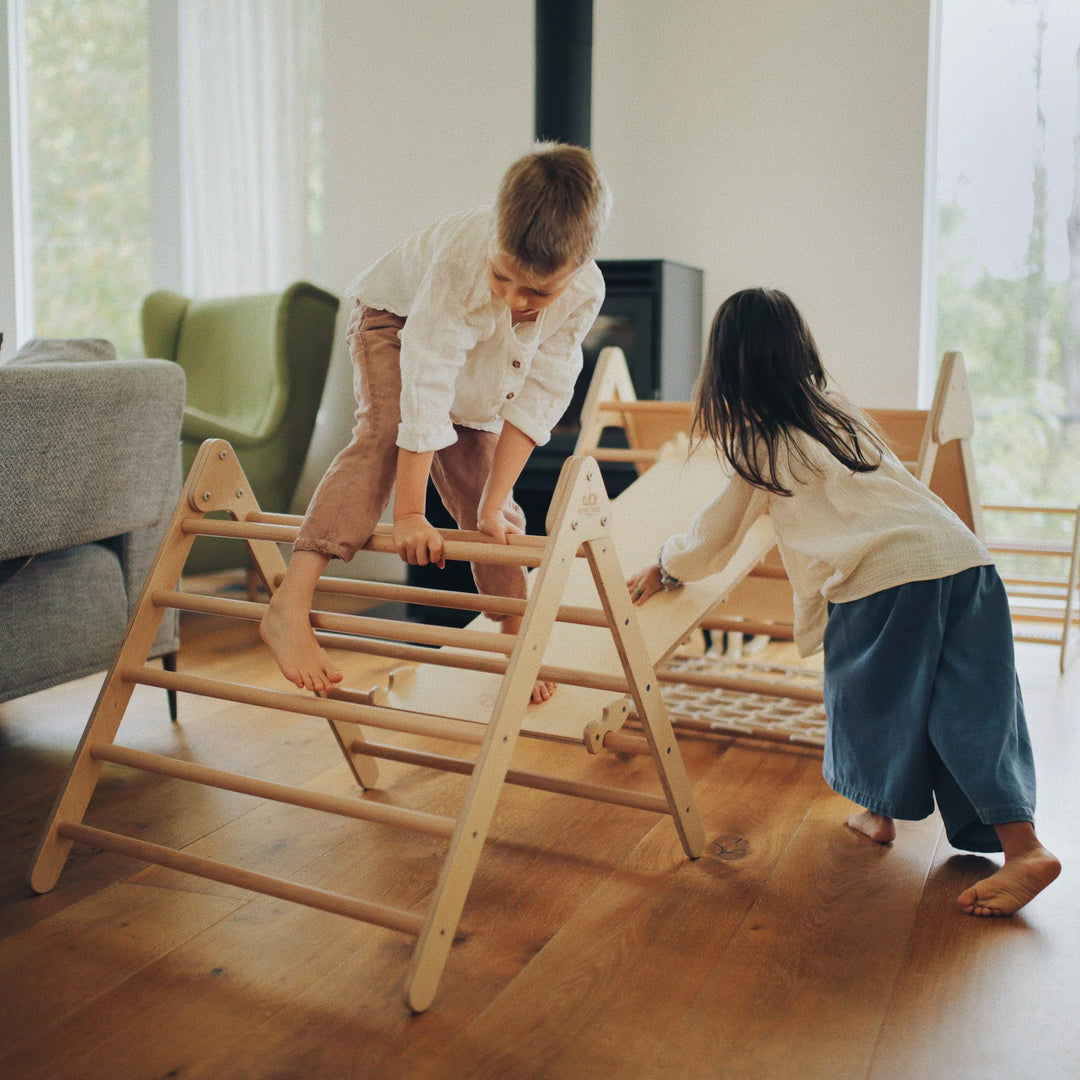 Structure d’escalade Pikler – Rampe et glissade