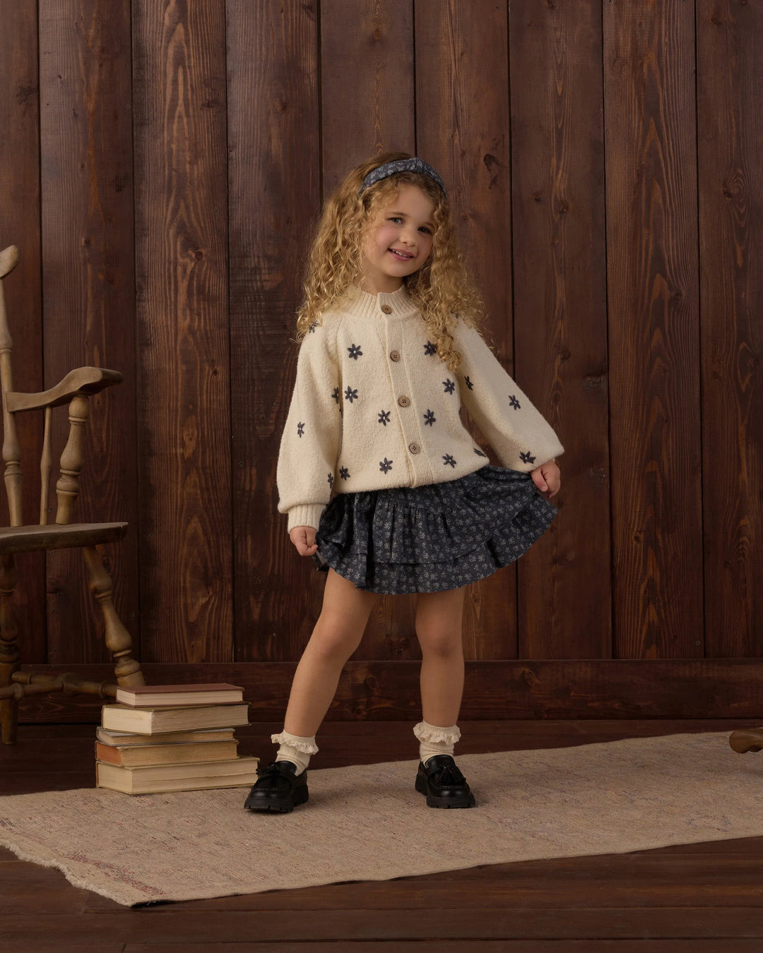 Cardigan Tulip - Midnight Daisies
