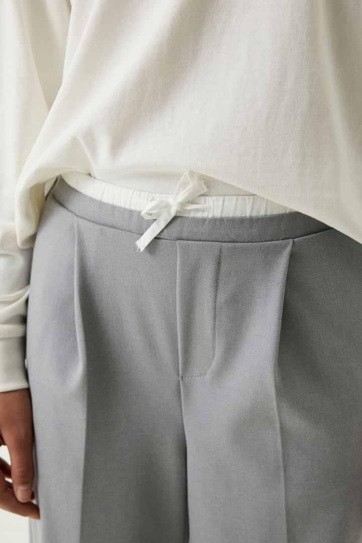 Pantalon à jambes larges - Gris pâle