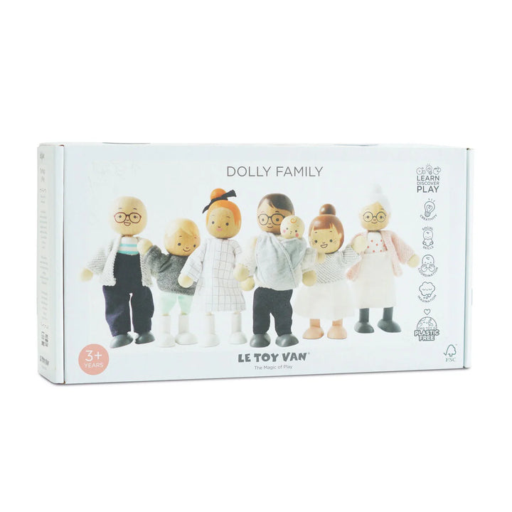Famille pour maison de poupée