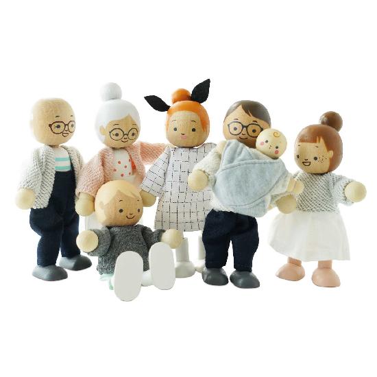 Famille pour maison de poupée