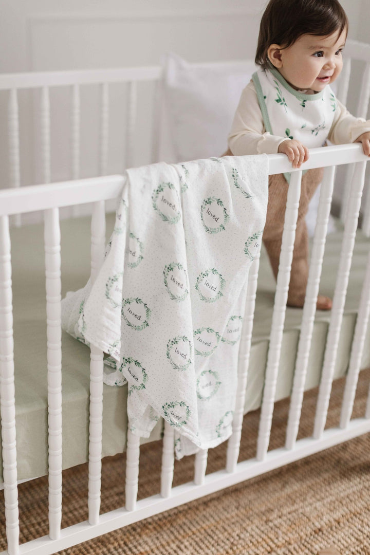 Drap contour de bassinette en lin Sage