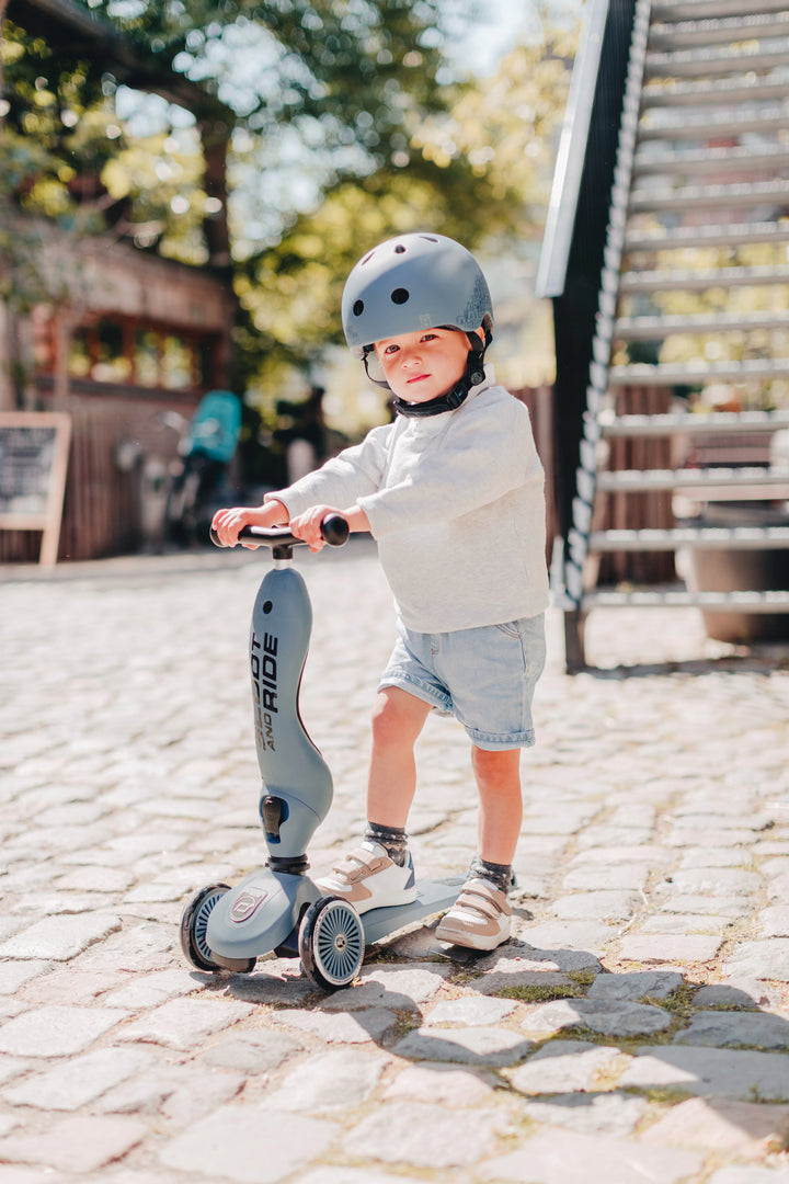Casque Scoot and Ride