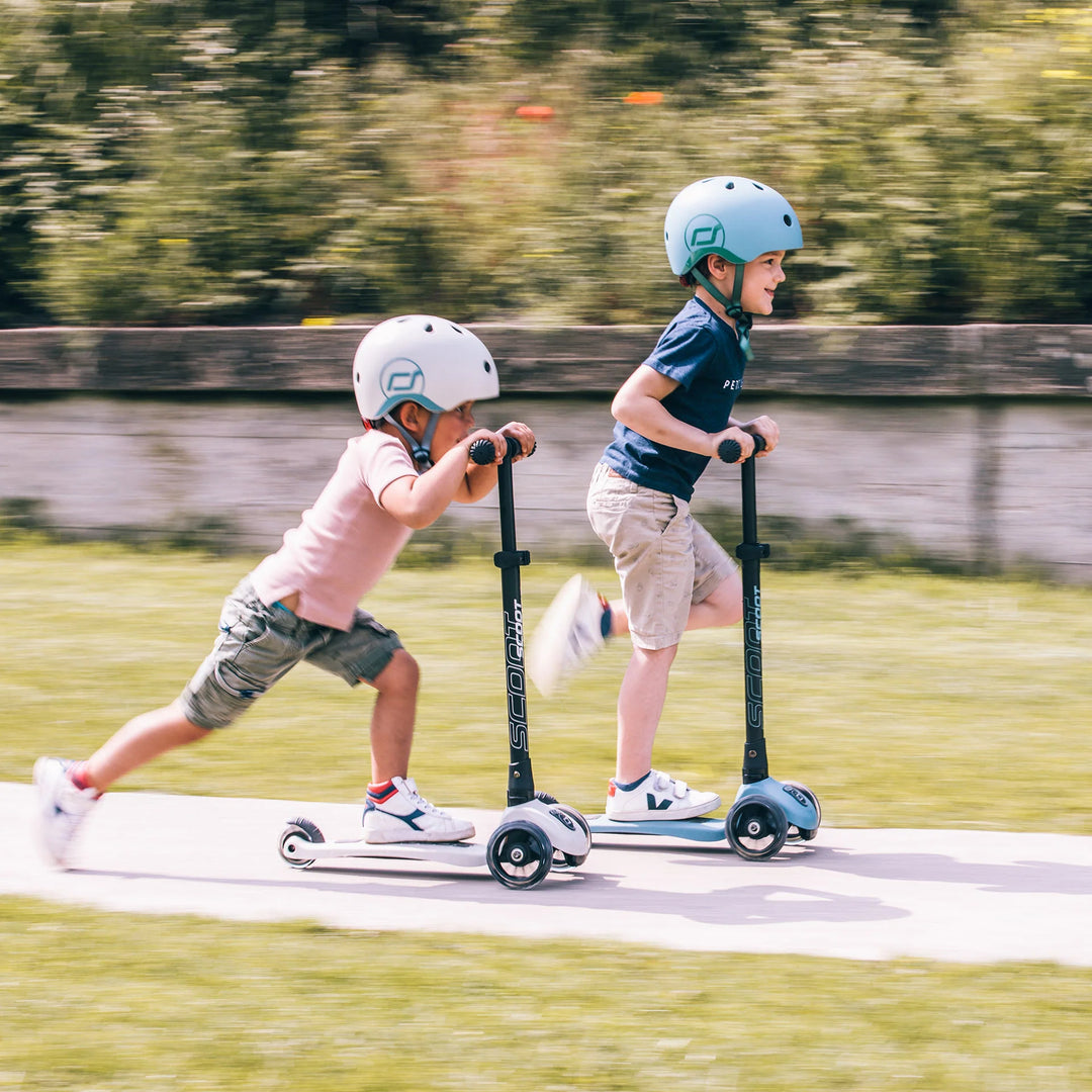 Highwaykick 3 LED Ash Scooter