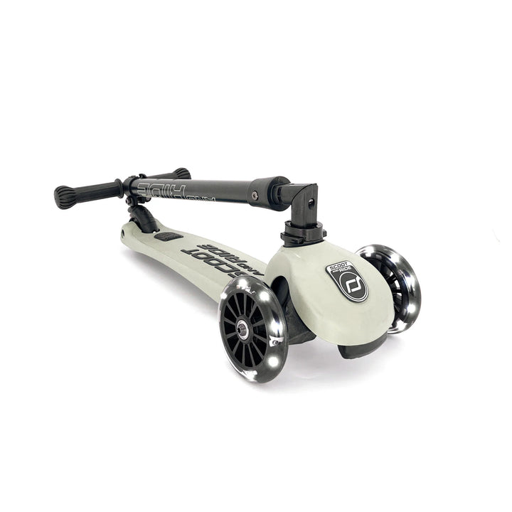 Highwaykick 3 LED Ash Scooter