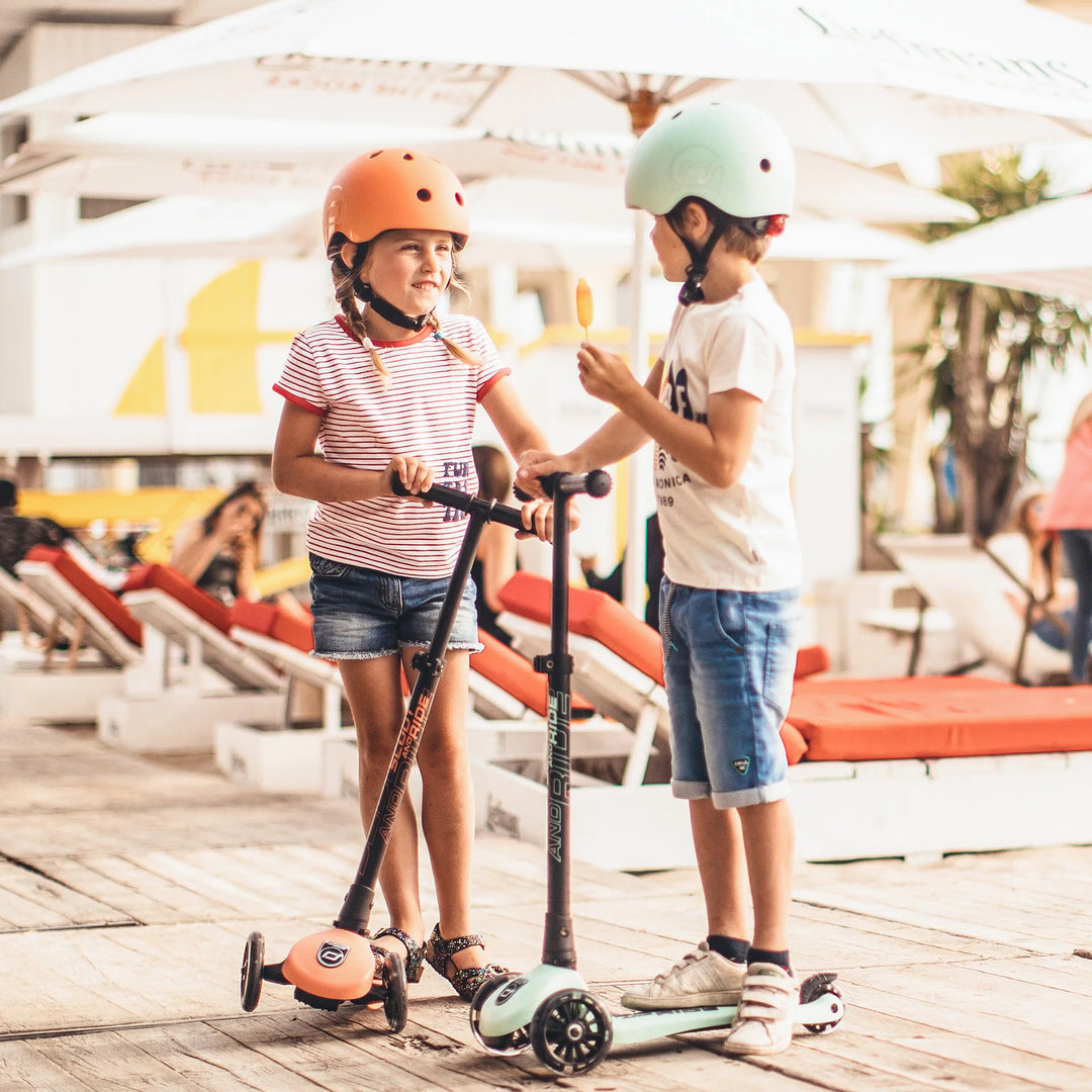 Highwaykick 3 LED Ash Scooter