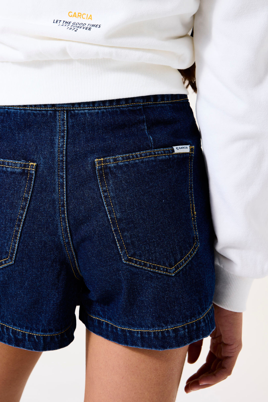 Short-jupe en jeans