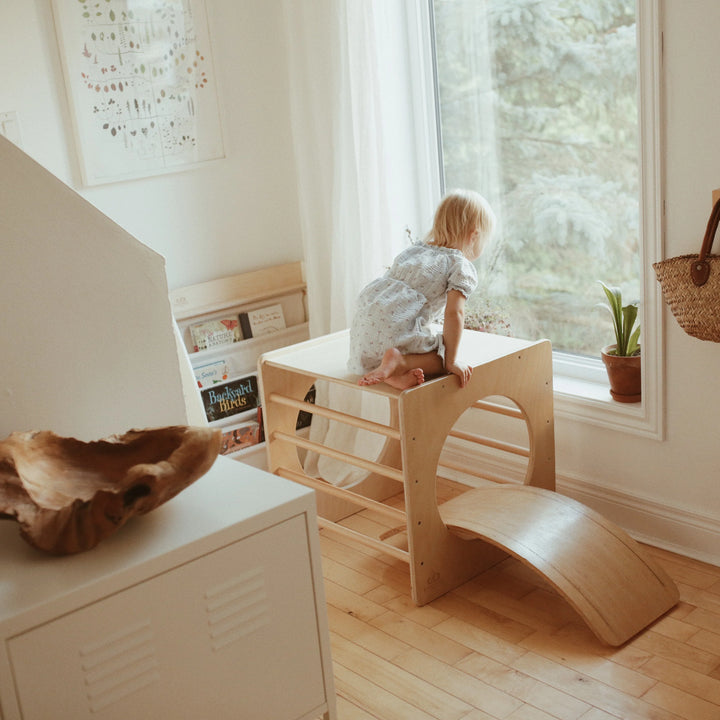 Structure d’escalade Pikler – Cube
