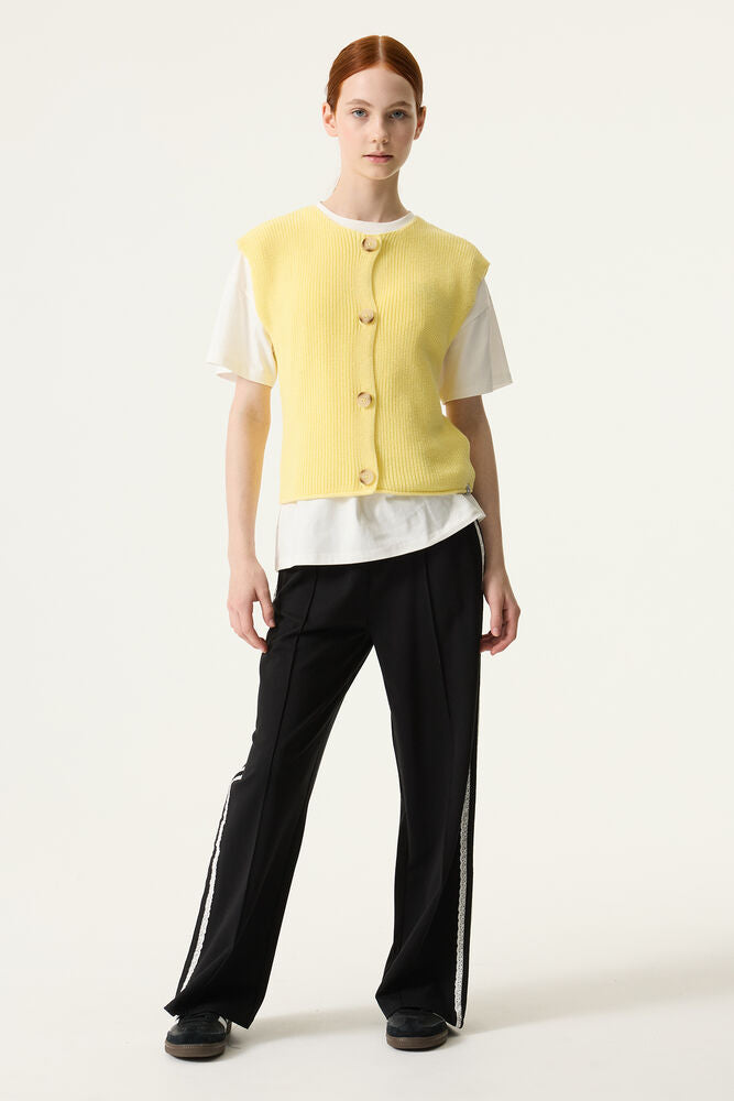Gilet en tricot jaune